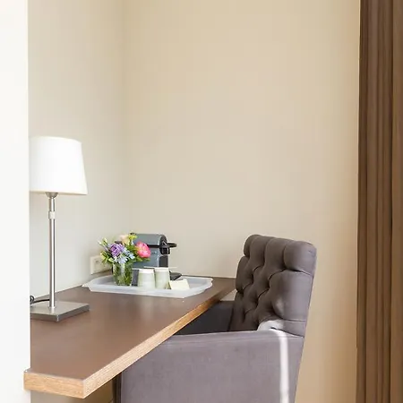 Boutique Lumiere 3* Eindhoven