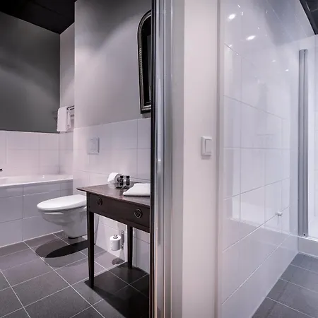 Boutique Lumiere 3*
