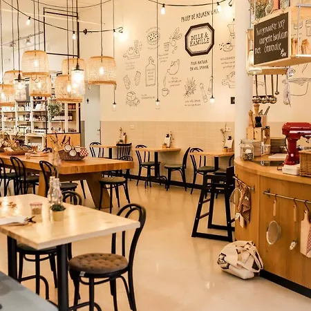 מלון Boutique Lumiere 3*