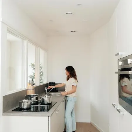 Boutique Lumiere מלון 3*