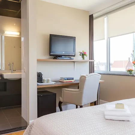 Boutique Lumiere 4*