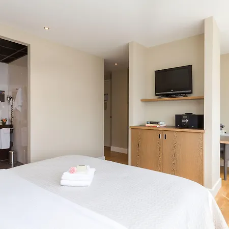 Boutique Lumiere מלון איינדהובן