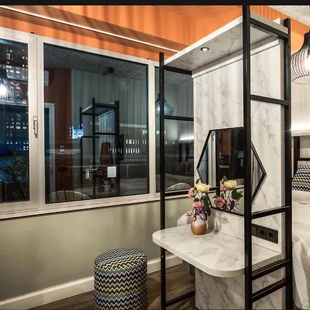 Boutique Lumiere Hotel