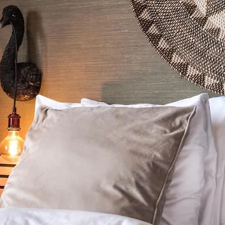Boutique Lumiere 4*