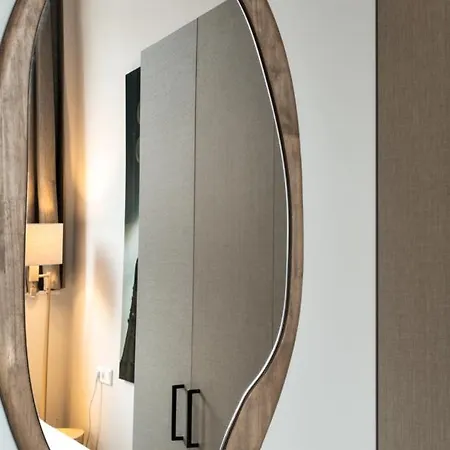 Boutique Lumiere Hotel 4*