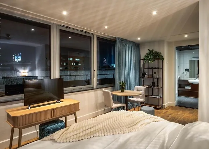 Boutique Lumiere Hotel 3*